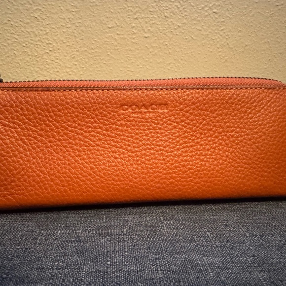 Coach Sunset Leather Backpack with matching accessories - Picture 3 of 16